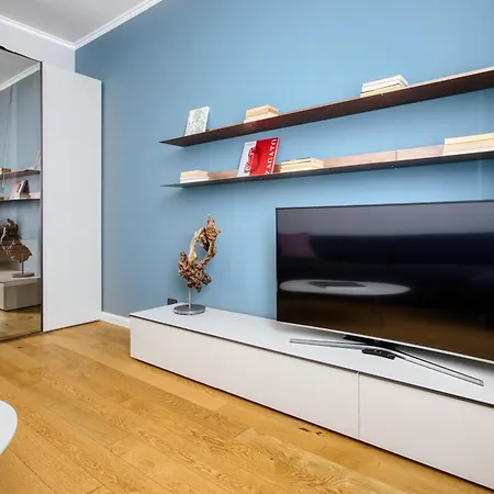 Апартаменты Hostmate - - Zara 61